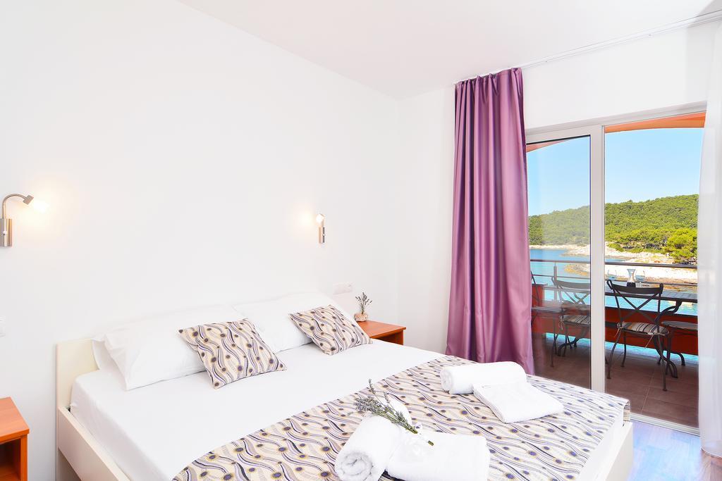 Apartments Juka Hvar Town Exterior photo